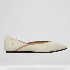 Vivaia Vienna 2.0 Pointed-Toe V-Cut Flats - Ivory Beige Women's Sz 36